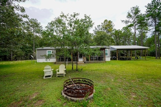 817 Planters Dr N, Laurel Hill, FL 32567