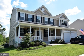 16811 Evening Star Dr, Round Hill, VA 20141