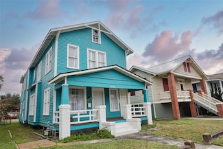 3309 Bernardo de Galvez, Galveston, TX 77550