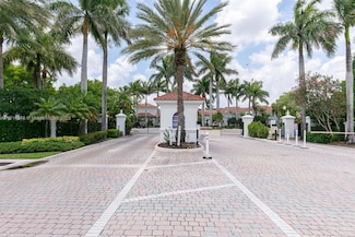 120 Villa Cir, Boynton Beach, FL 33435