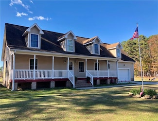 2012 Mark Pine Rd, Hayes, VA 23072