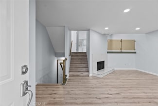 7130 Glade Ave Unit D, Canoga Park, CA 91303