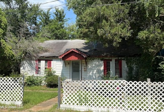 3132 James Hill St, Jackson, MS 39213