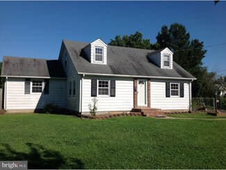 211 N Caesar Rodney Ave, Wyoming, DE 19934