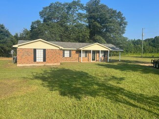 1745 Mccain Rd, Wetumpka, AL 36092
