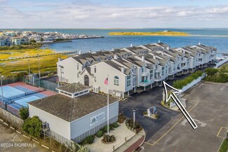 420 8th St Unit 3N, Beach Haven, NJ 08008