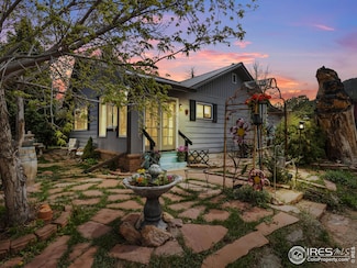 241 South Ct, Estes Park, CO 80517