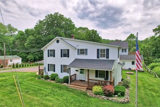 136 Reynolds Bridge Rd, Thomaston, CT 06787