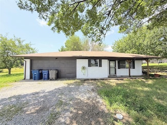 1311 E College St, Princeton, TX 75407