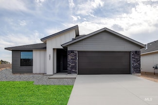 3710 W Dover Dr, Meridian, ID 83642