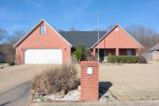 5606 S 32nd St, Paragould, AR 72450