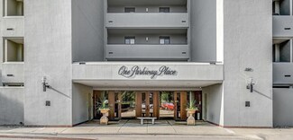 350 S John Q Hammons Pkwy Unit 3D, Springfield, MO 65806