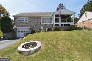 304 Hillside Dr, Reading, PA 19607