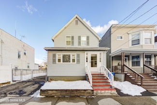 19 W Van Vechten St, Albany, NY 12209