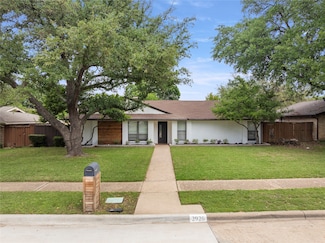 2926 Forest Hills Ln, Richardson, TX 75080