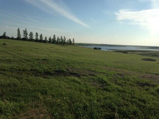 4964 High View Acres Rd, Garrison, ND 58540
