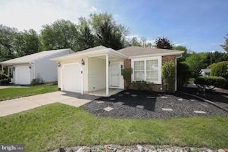16 Madison Ct, Mount Laurel, NJ 08054
