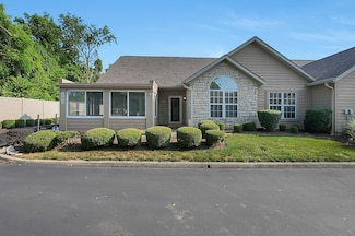 102 Canterbrick Dr, Westerville, OH 43082