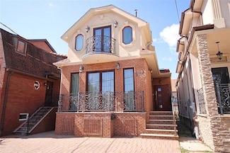 164 Oxford St, Brooklyn, NY 11235