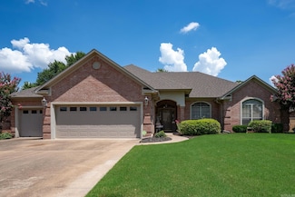 1130 Clarence Dr, Conway, AR 72034