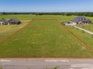 466 Farr Altom Rd, Combine, TX 75159
