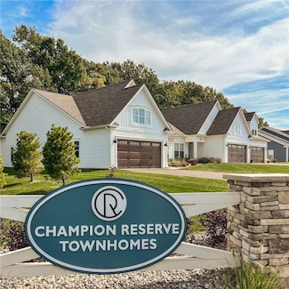 595 Championship Dr, Victor, NY 14564