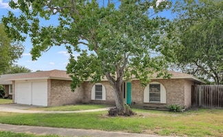 2108 Matagorda Dr, Portland, TX 78374