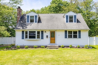 10 Cartier Rd, Enfield, CT 06082