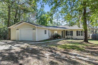 2637 Windward Dr, Gautier, MS 39553