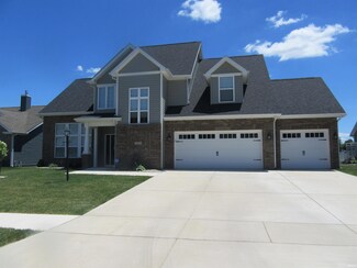 2066 Maple Leaf Dr, Kokomo, IN 46902