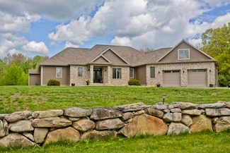 227 East St, Granby, MA 01033