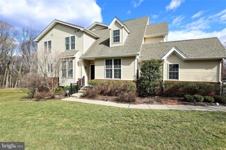 2402 S Whittmore St, Furlong, PA 18925