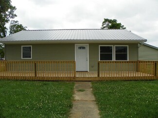 14038 Green St, Rushville, IN 46173