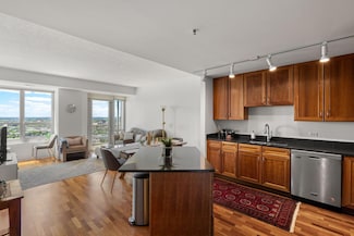 929 Portland Ave Unit 2209, Minneapolis, MN 55404