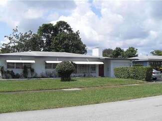 725 W Evanston Cir, Fort Lauderdale, FL 33312