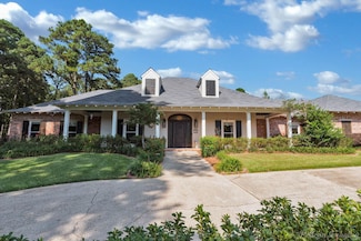 10111 Stonehedge Dr, Shreveport, LA 71106
