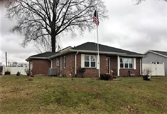 302 N Kentucky Ave, Loogootee, IN 47553