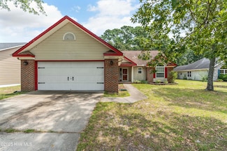 2975 Pine Hill Dr SW, Shallotte, NC 28470