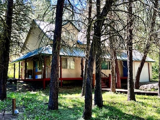 351 Estate Dr, Cascade, ID 83611