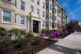 85 Park Dr Unit 6, Boston, MA 02215