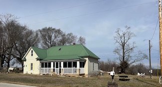 9488 N Farm Road 81, Walnut Grove, MO 65770