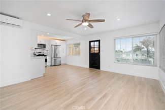 720 1/2 Poinsettia Ave, Newport Beach, CA 92625