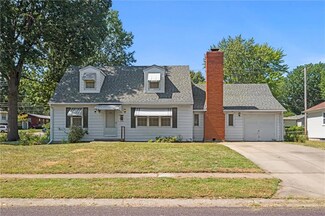 9540 Foster St, Overland Park, KS 66212