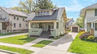 30 Oaklawn Ave, Fond Du Lac, WI 54935