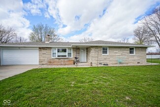 712 Valley Dr, Anderson, IN 46011