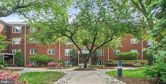 1425 N Nash St Unit N104, Arlington, VA 22209