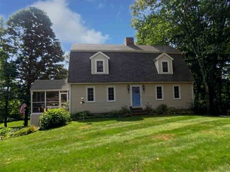 14 Winnicut Rd, North Hampton, NH 03862