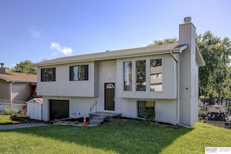 4547 N 62nd St, Omaha, NE 68104