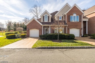 34 Schmidt Cir, Watchung, NJ 07069