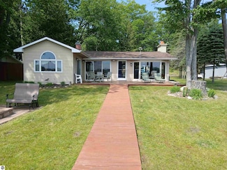 2272 Indian Lake Rd, National City, MI 48748